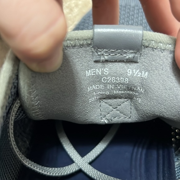 Cole Haan Men’s Grand Motion Shoes - Picture 12 of 12